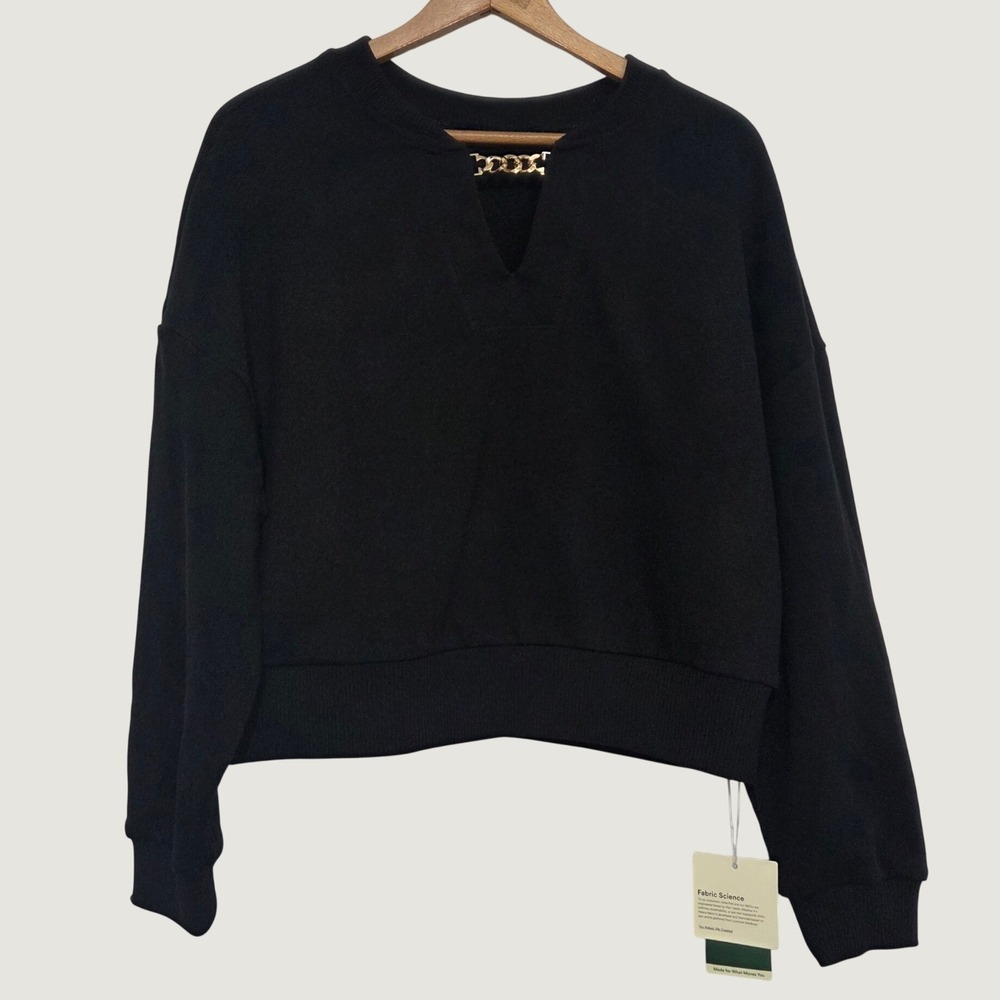 Halara NWT Black Cropped Cotton Sweatshirt V-Neck Gold Chain Long Sleeve Medium